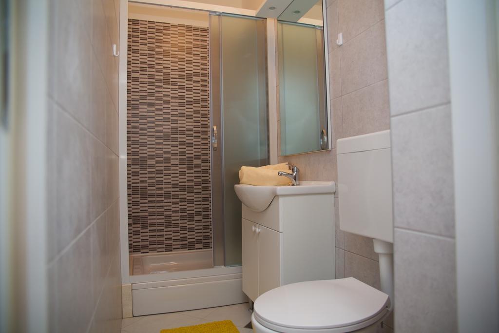 Antonija Apartments with Pool Biograd Na Moru Buitenkant foto