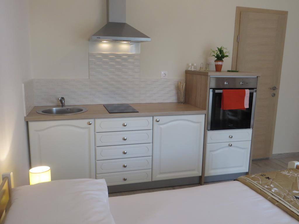 Antonija Apartments with Pool Biograd Na Moru Buitenkant foto